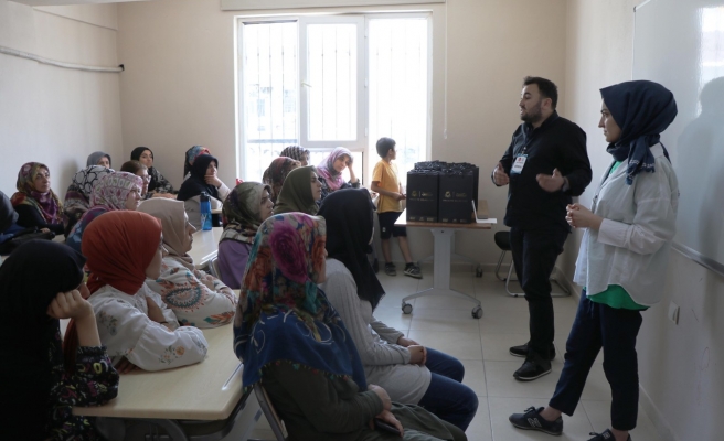 Haliliye’de uzman psikologlardan kadınlara çocuklarla iletişim semineri