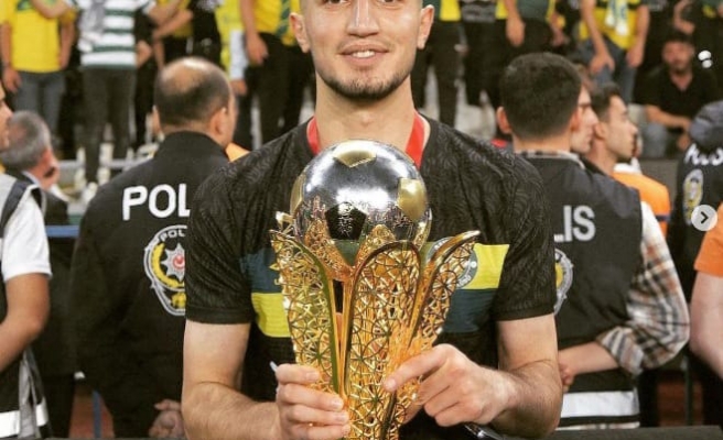 Şanlıurfaspor’da Adem Eren Kabak da takımdan ayrıldı!