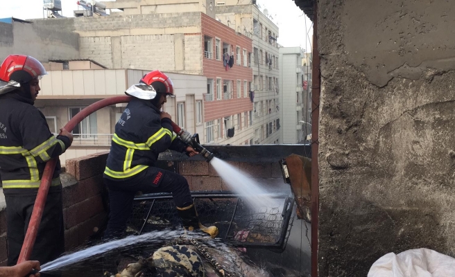 Haliliye’de bir binada yangın çıktı