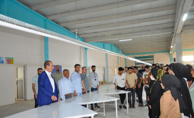 Başkan Yalçınkaya işçilerle bayramlaştı