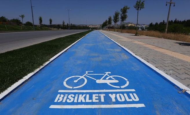 Bakan Özhaseki: Bin 643 kilometre bisiklet yolunu tamamladık