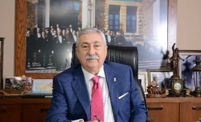 Esnafın emeklilikte prim gün sayısının düşürülmesi gündemde