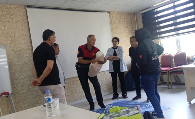 Büyükşehir personellerine sağlık eğitimi verildi