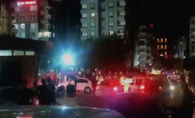 Şanlıurfa'da düğünde kavga! Yaralı var...