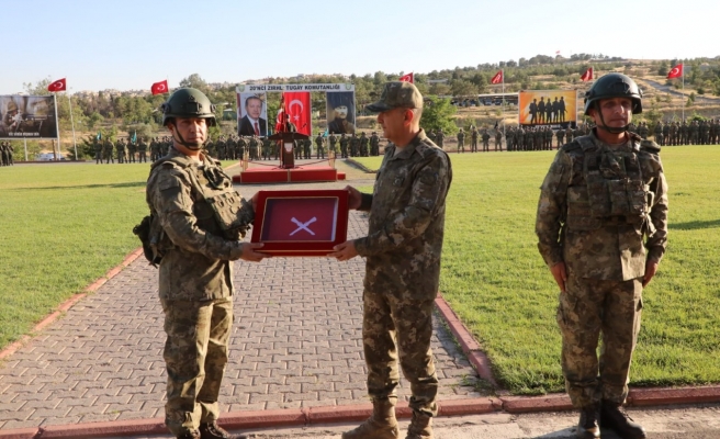 Şanlıurfa 20. Zırhlı Tugay Komutanlığı'nda devir teslim töreni yapıldı