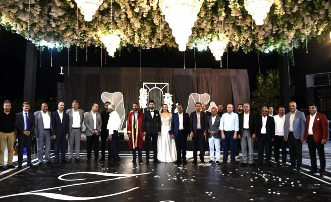 Urfa'da eski belediye başkanları dünür oldu!