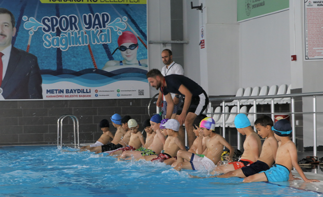 Karaköprü Belediyesi'nde çocuklar yüzme kurslarına başladı
