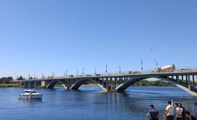 Birecik’te serinlemek için Fırat Nehri'ne giren çocuk boğuldu