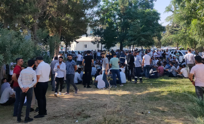 DEDAŞ personeli iş bırakma eylemi başlattı