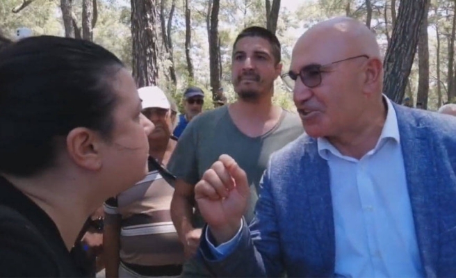 Urfa vekili Tanal desteğe gittiği eylemcilerin tepkisiyle karşılaştı