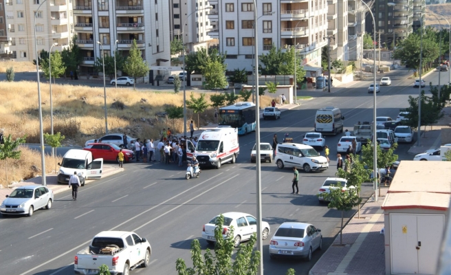 Şanlıurfa'da kaza! Araç yayaya çarptı