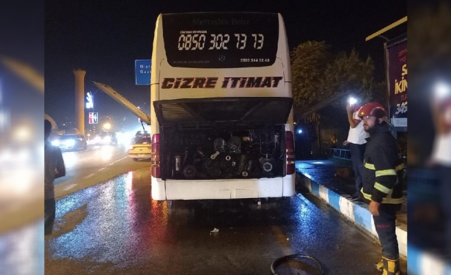 Urfa'da yolcu otobüsünde yangın!