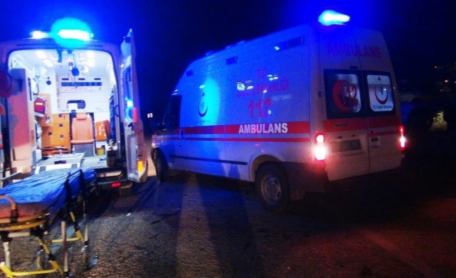 Suruç’ta iki otomobil çarpıştı! 1 ölü 6 yaralı