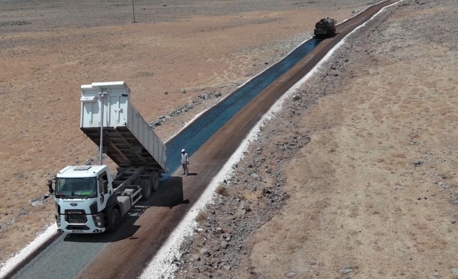 Büyükşehir’den Siverek'te asfalt çalışması