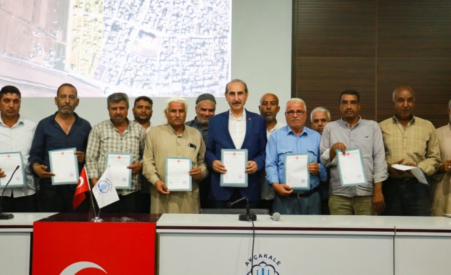 Akçakale’de kırsal mahallenin tapu sorunu çözüldü