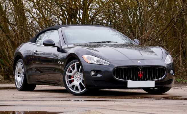 Türkiye'de lüks araç satışları patladı! İşte en çok satan lüks arabalar