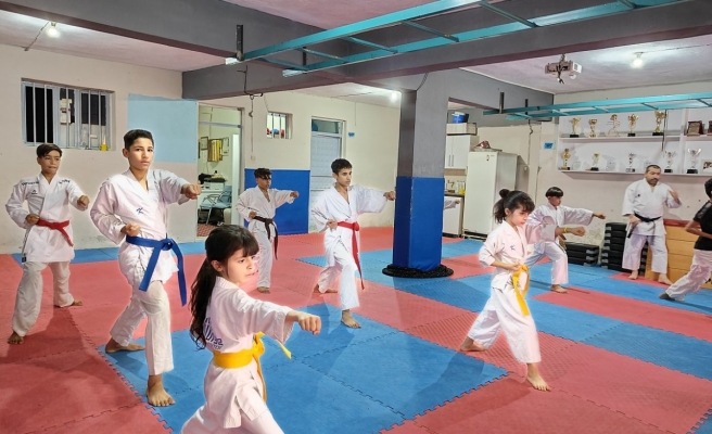 Eyyübiye'de AK Evler Spor salonları çocukların uğrak yeri oldu