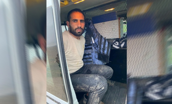 Birecik’te çalınan otomobili polisler buldu