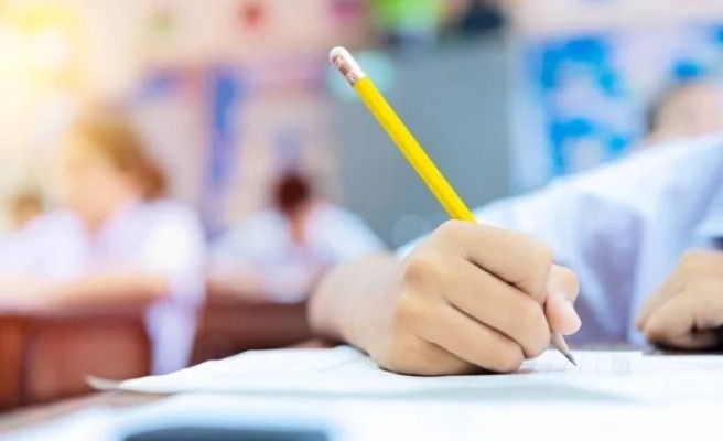 Bakanlıktan öğrencilere 863 liralık destek