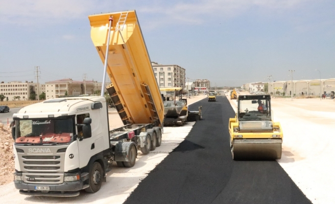 Büyükşehir’den Viranşehir’de asfalt atağı