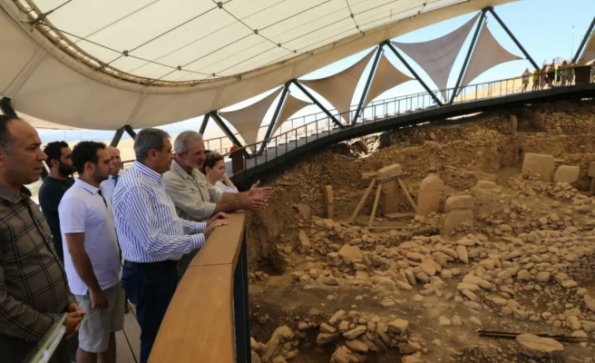 Vali Şıldak kent gezilerini sürdürüyor