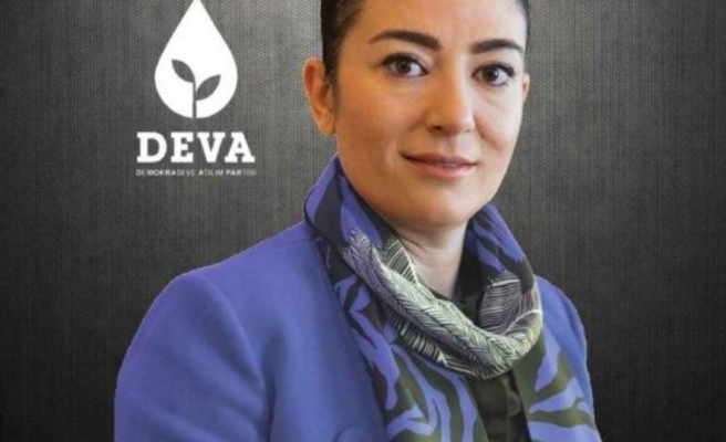 Essum Aslan partisinden istifa etti!