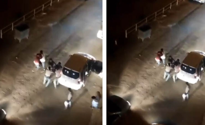 Viranşehir'de iki grubun tekmeli yumruklu kavgası kamerada