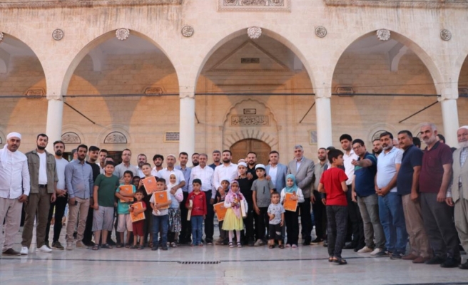 Urfa’da sabah namazı programı