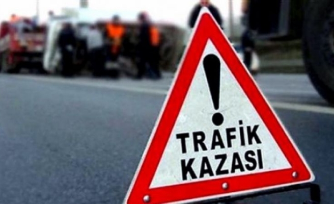 Urfa’da otomobiller kafa kafaya çarpıştı: 4 yaralı