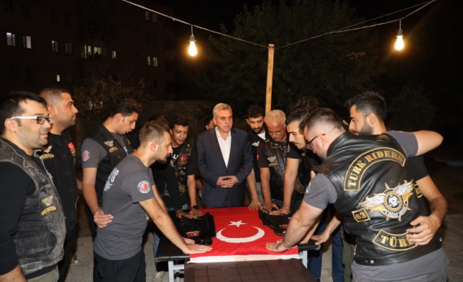 Başkan Beyazgül motor tutkunlarıyla buluştu