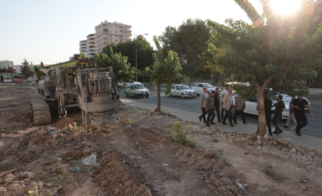 Büyükşehir’den Karaköprü’de trafiği rahatlatacak yeni kavşak!