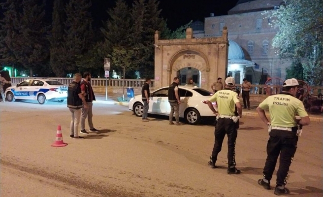 Urfa'da narkotik ve şok uygulaması