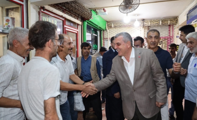 Başkan Beyazgül pasaj esnafını ziyaret etti!