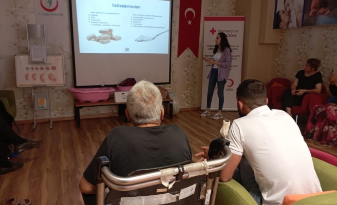 Urfa’da diyabet hastalarına eğitim veriliyor