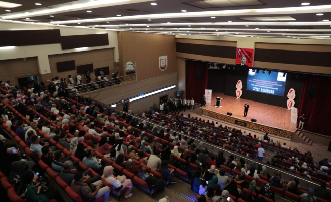 Yazar Sıtkı Aslanhan Şanlıurfalılarla buluştu