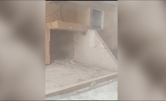 Şanlıurfa’da 4 gündür yanan bina