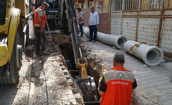 Haliliye'de yollarda yenileme çalışmaları sürüyor