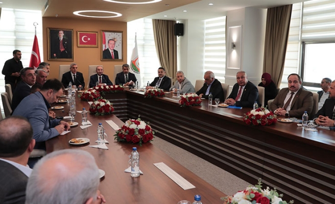 Vekil Bozdağ, Şanlıurfa'da yürütülen çalışmalarla ilgili bilgi aldı