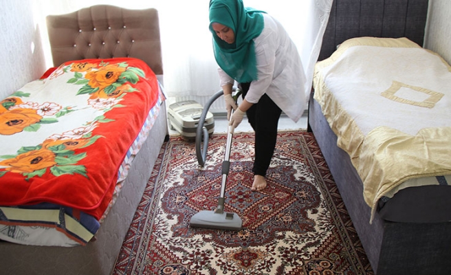 Haliliye Belediyesi yaşlı ve kimsesiz vatandaşlara evde bakım hizmeti veriyor