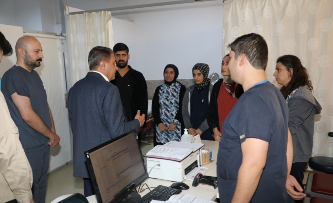 Vali Şıldak hastanede denetim yaptı