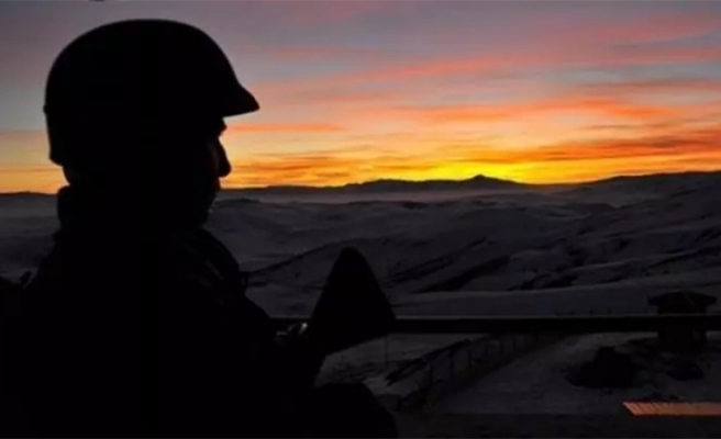 Urfalı piyade onbaşı Şemdinli’de silahıyla intihar etti