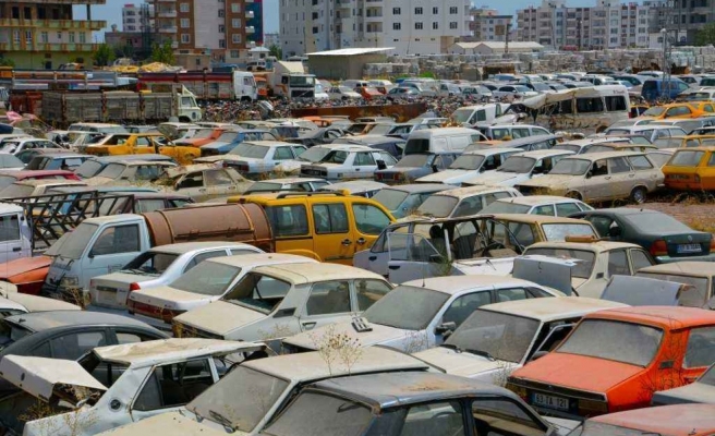 Yediemindeki araçlar internette satılacak