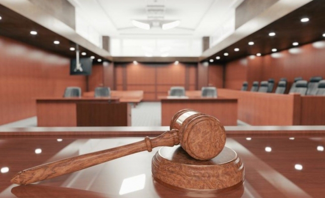 AYM 3 siyasi partinin kapatılmasına karar verdi