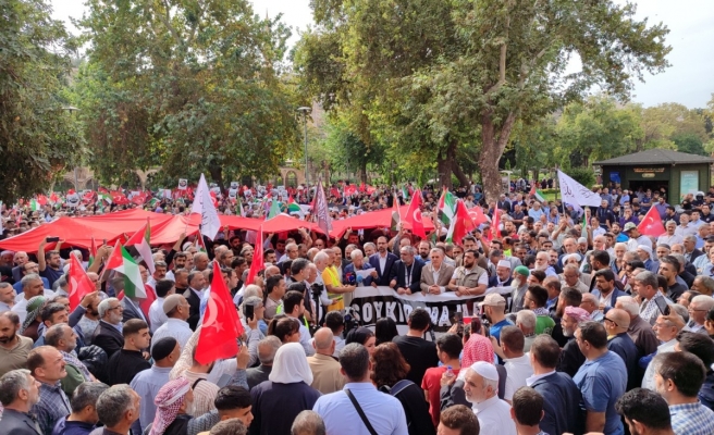 Urfa’da Cuma namazının ardından İsrail protestosu