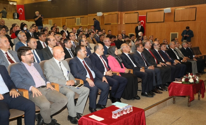 Vali Şıldak: Eğitimle yatıp eğitimle kalkacağız