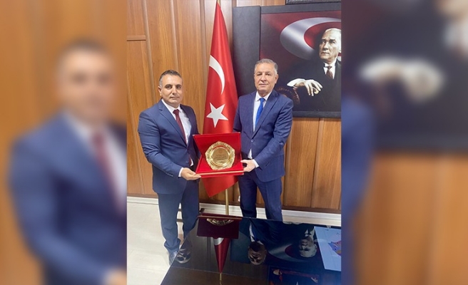 Viranşehir'de ilçe milli eğitim müdürü görevi devir teslim edildi