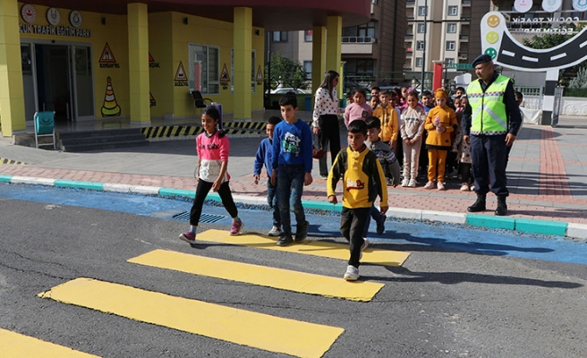 Haliliye çocuk trafik eğitim parkı ile bilinçli nesil yetişiyor