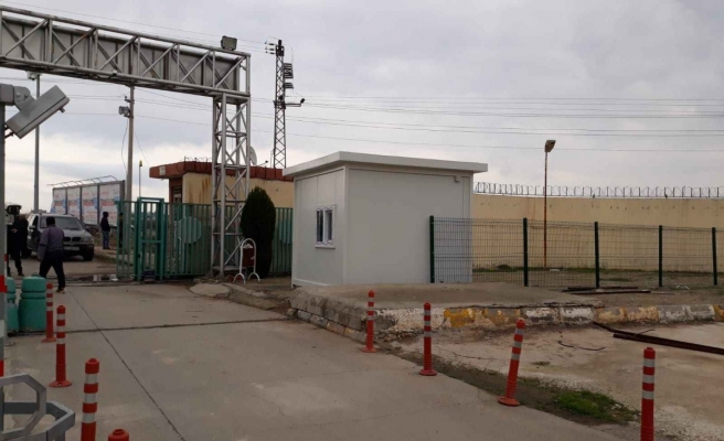 Urfa sınırında uyuşturucu ele geçirildi!