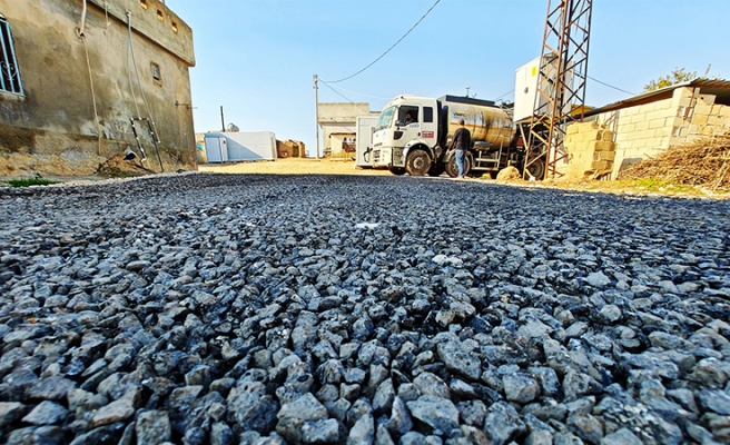 Eyyübiye'de kırsal mahalleler asfaltlanıyor