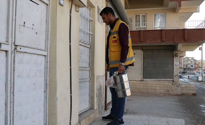 Haliliye Belediyesi ihtiyaç sahiplerine yardım